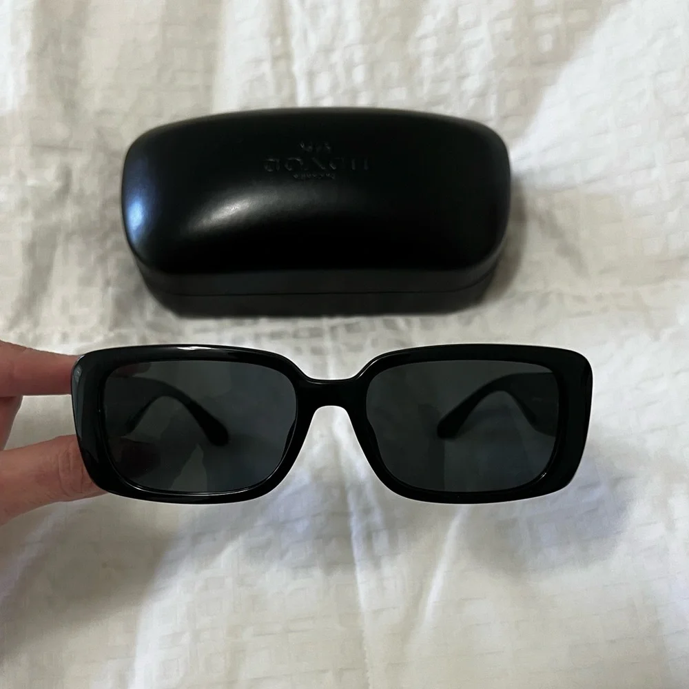 Coach Black Rectangular Sunglasses - Picture 3 of 5